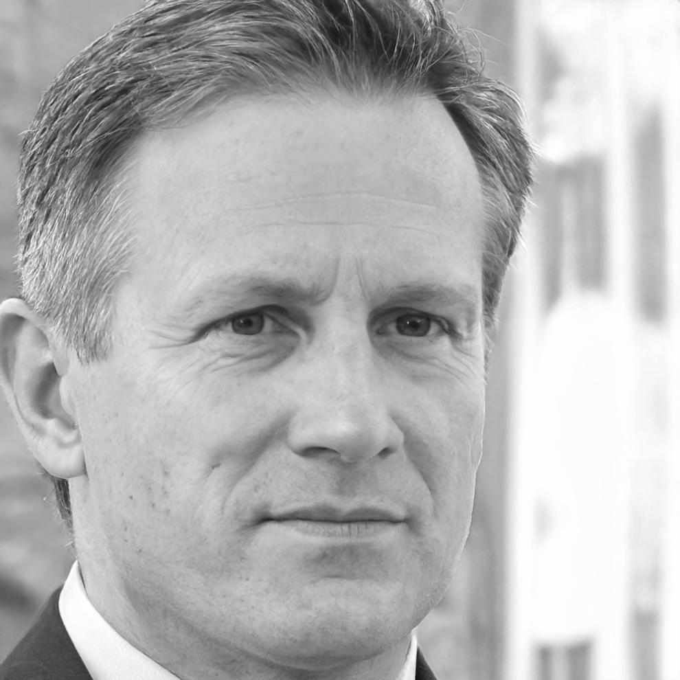 Portrait von Henrik Lindström